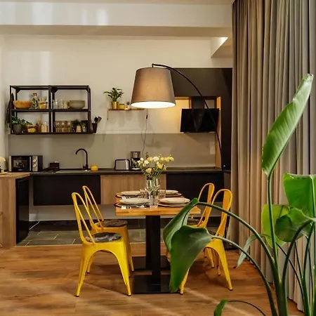 Apartment 9 - New Building & Parking