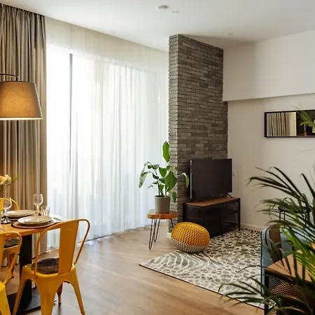 9 - New Building & Parking Apartment *